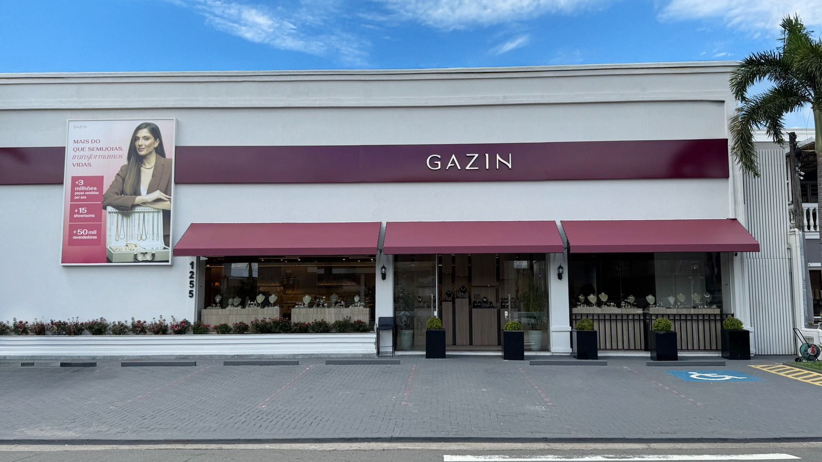 Fotografia de uma loja da Gazin